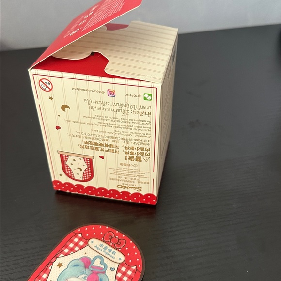 Top Toy- HELLO KITTY Teddy Pajamas Plush Keychain- NIB- Confirmed: Aqua Pajamas - Picture 4 of 7